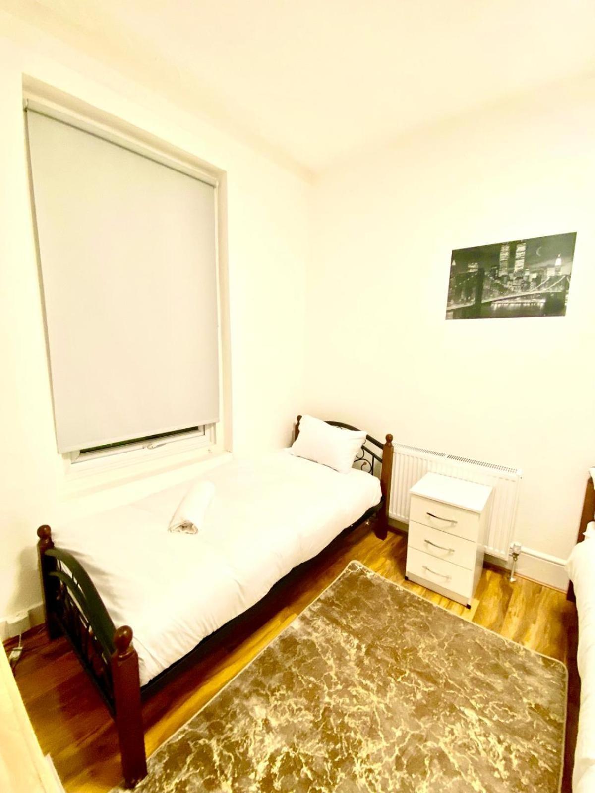 Appartamento Beautiful Two Bedroom Flat With Free Car Park In Londra